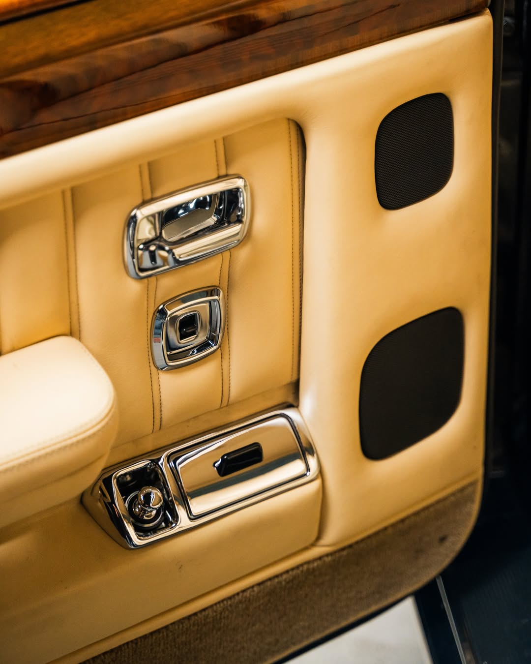 Bentley Brooklands - view 10