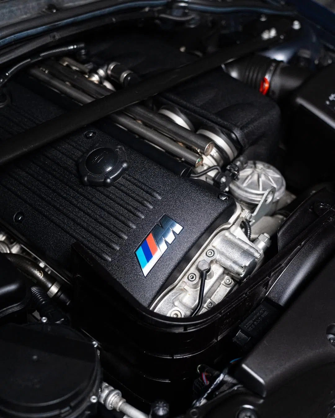 BMW M3 CS - view 10