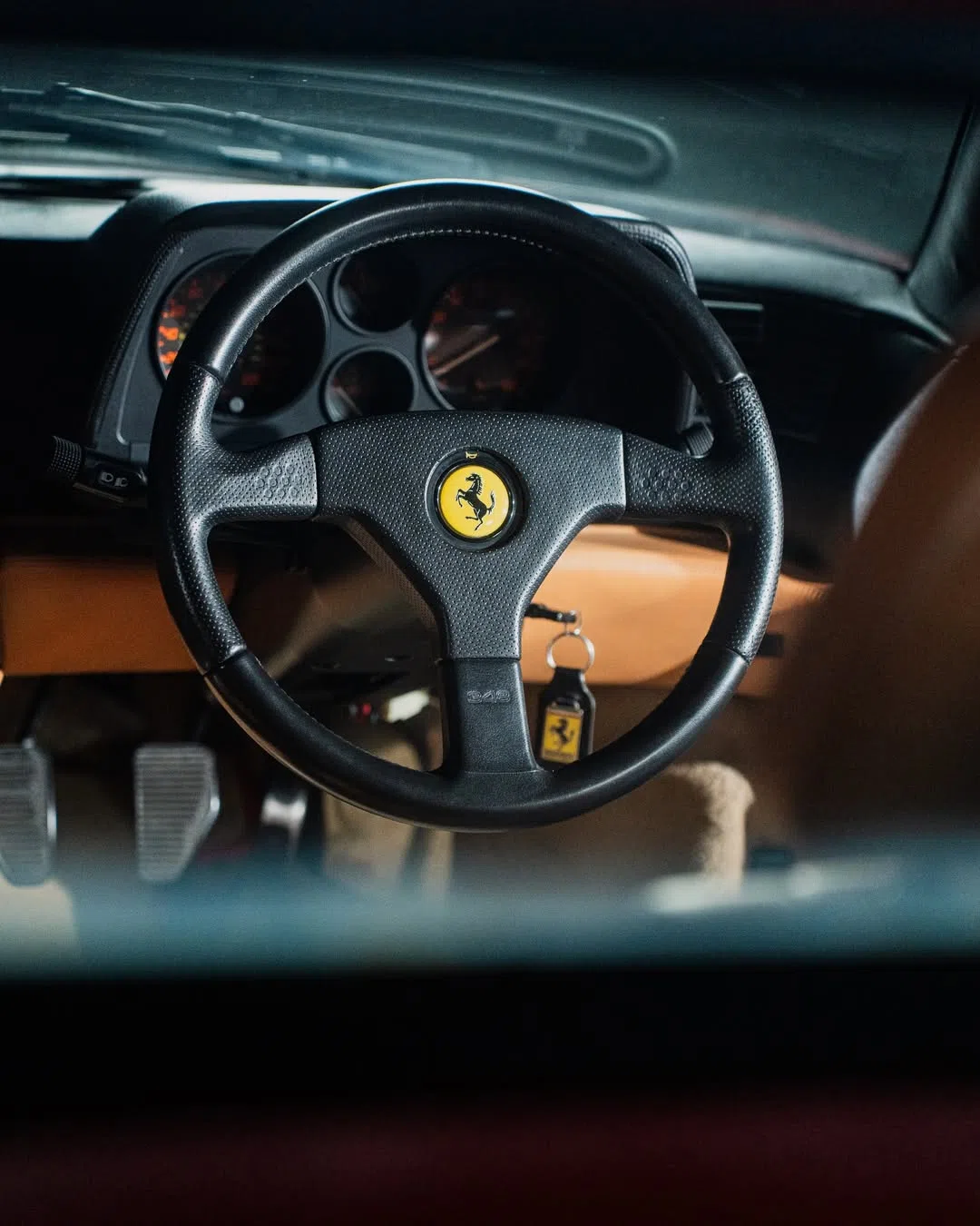 Ferrari 348 TB - view 8