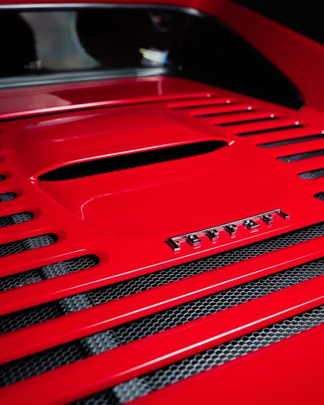 Ferrari F355 Berlinetta - view 5
