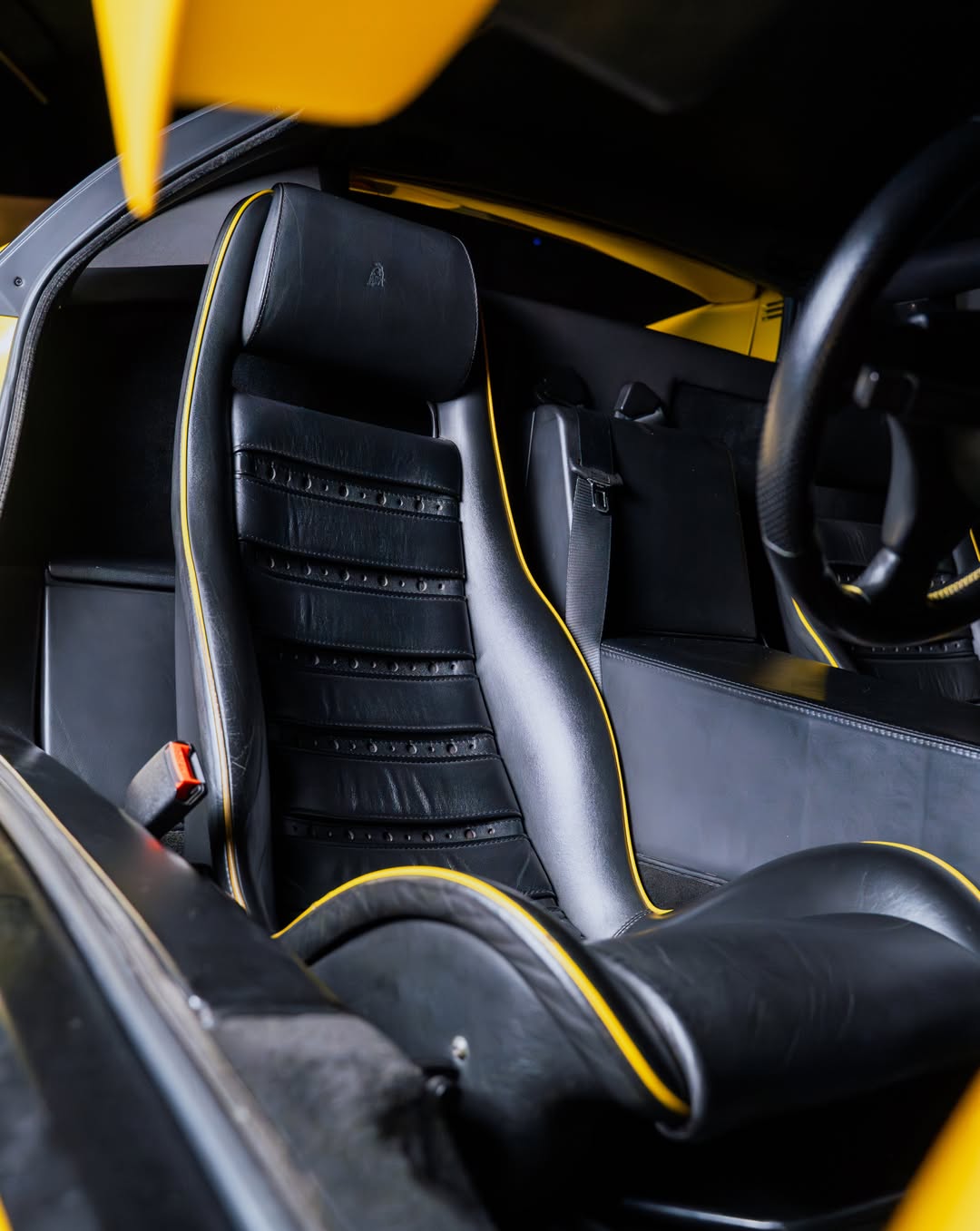 Lamborghini Diablo VT - view 7