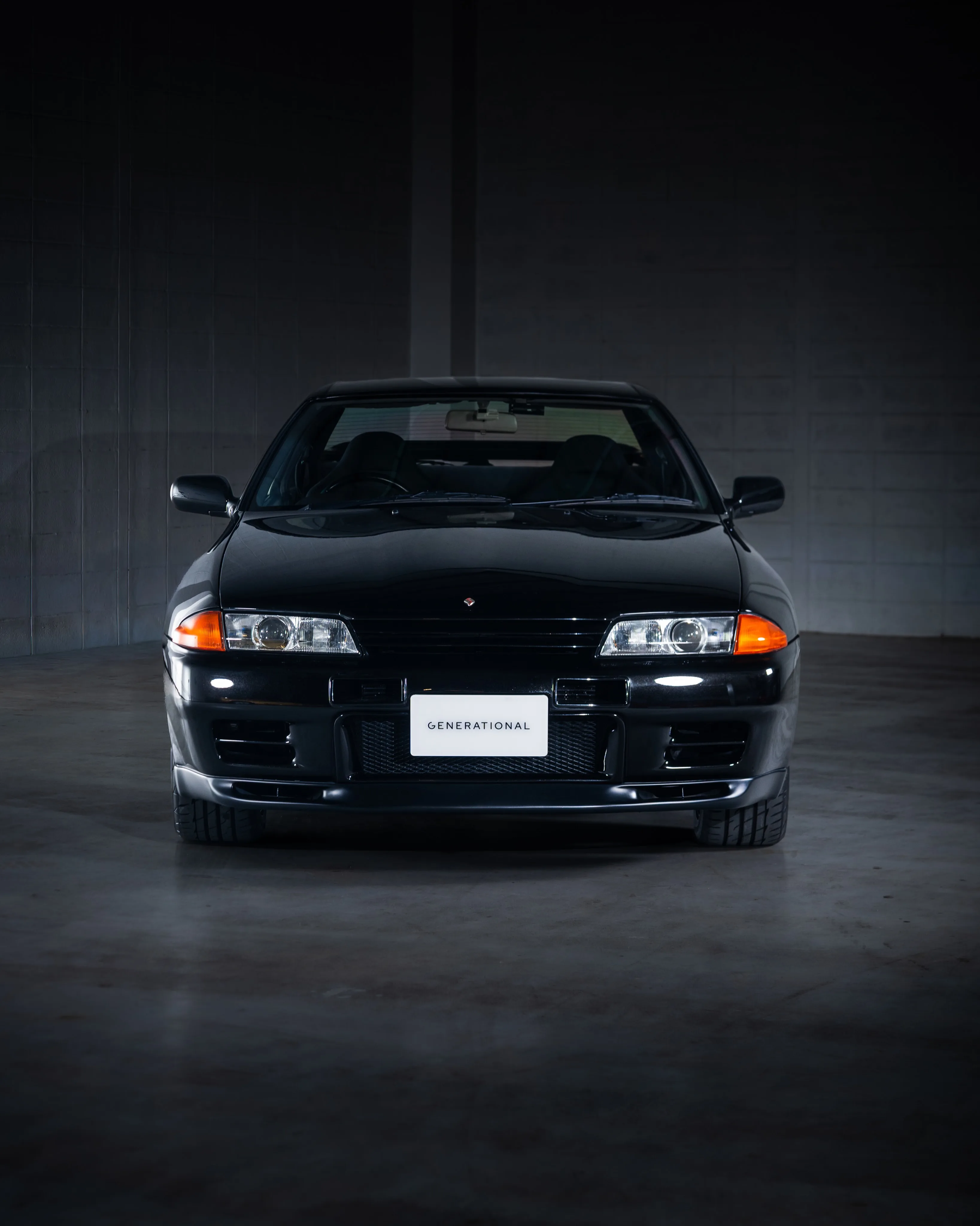 Nissan Skyline GT-R - view 1
