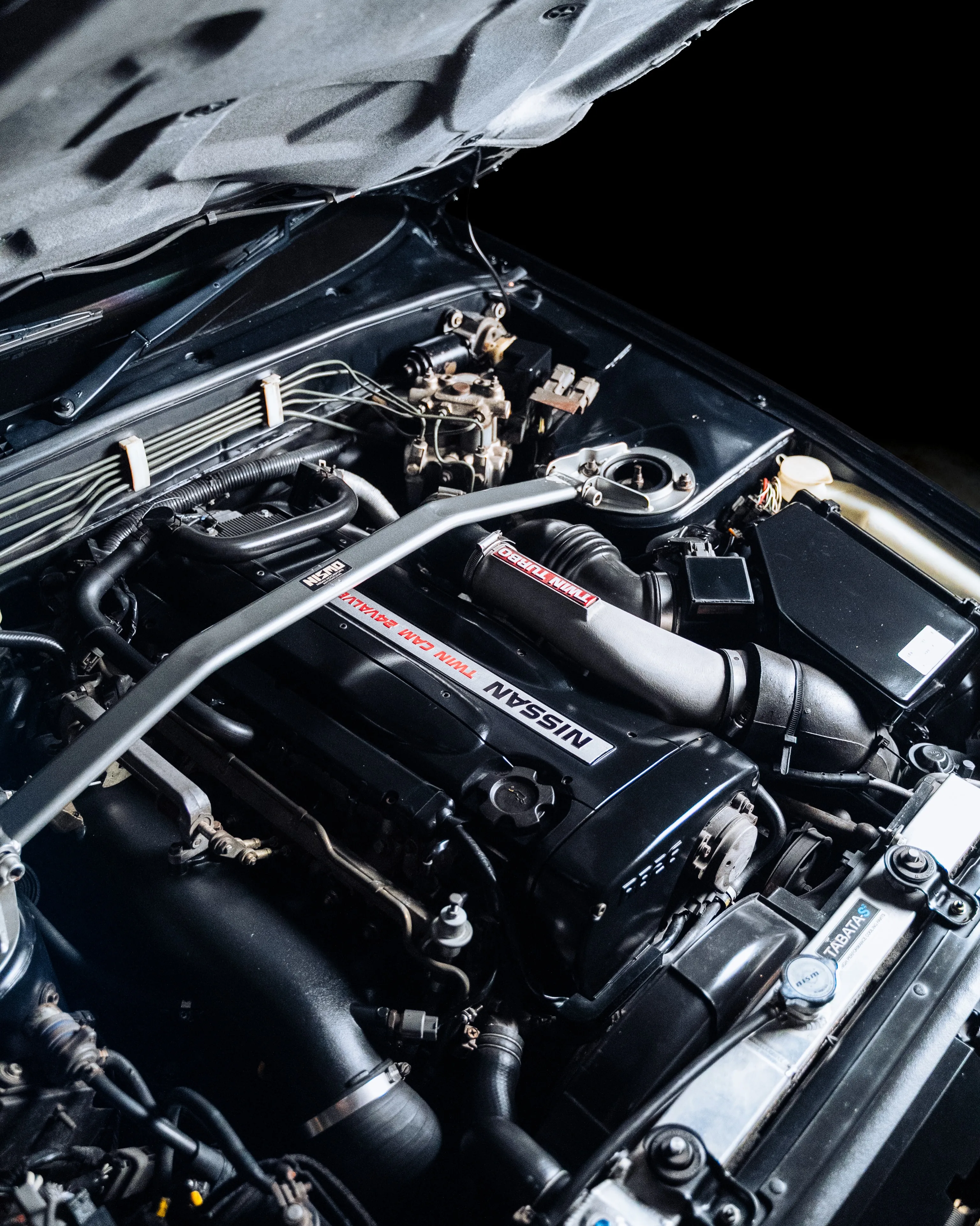 Nissan Skyline GT-R - view 10