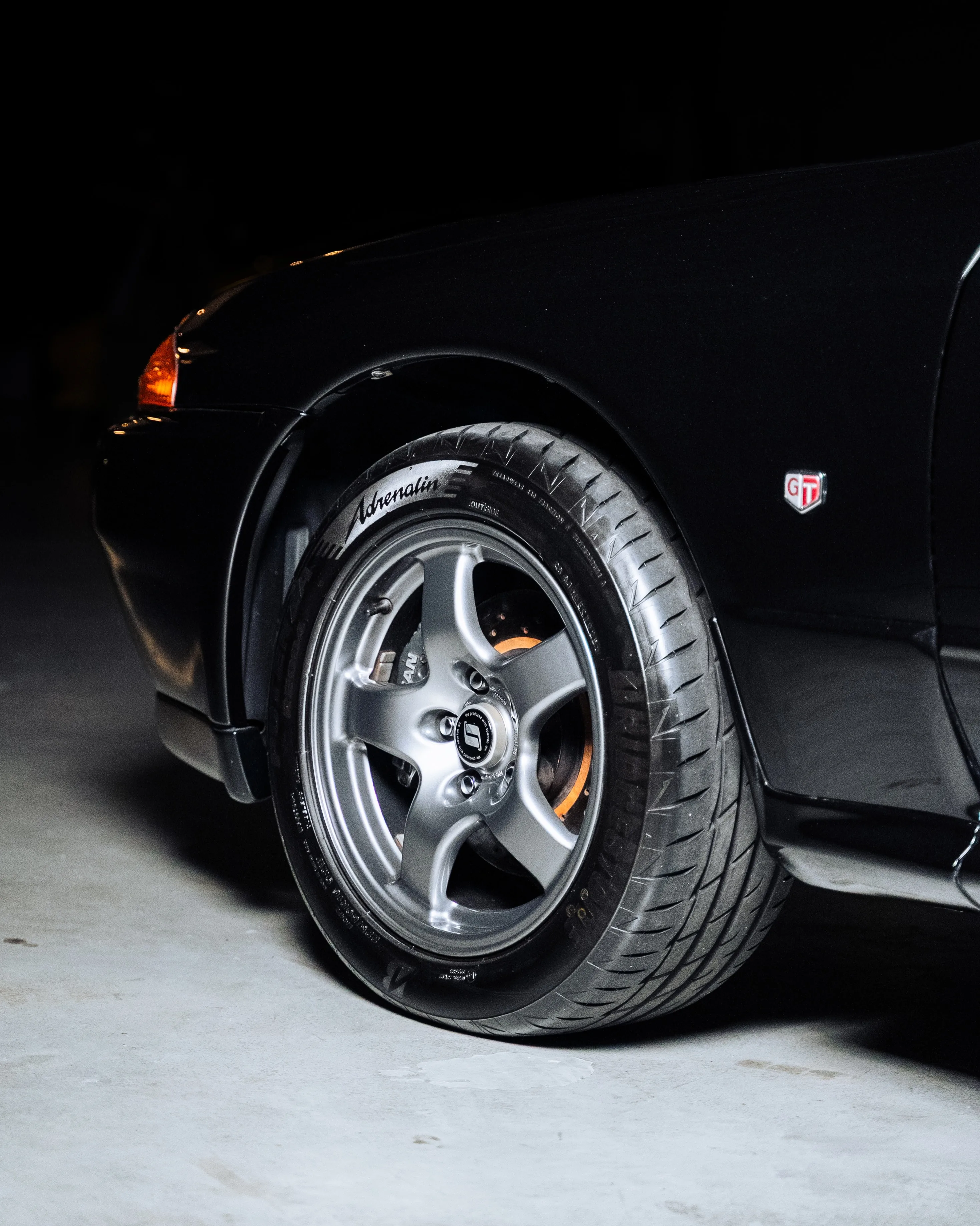 Nissan Skyline GT-R - view 7