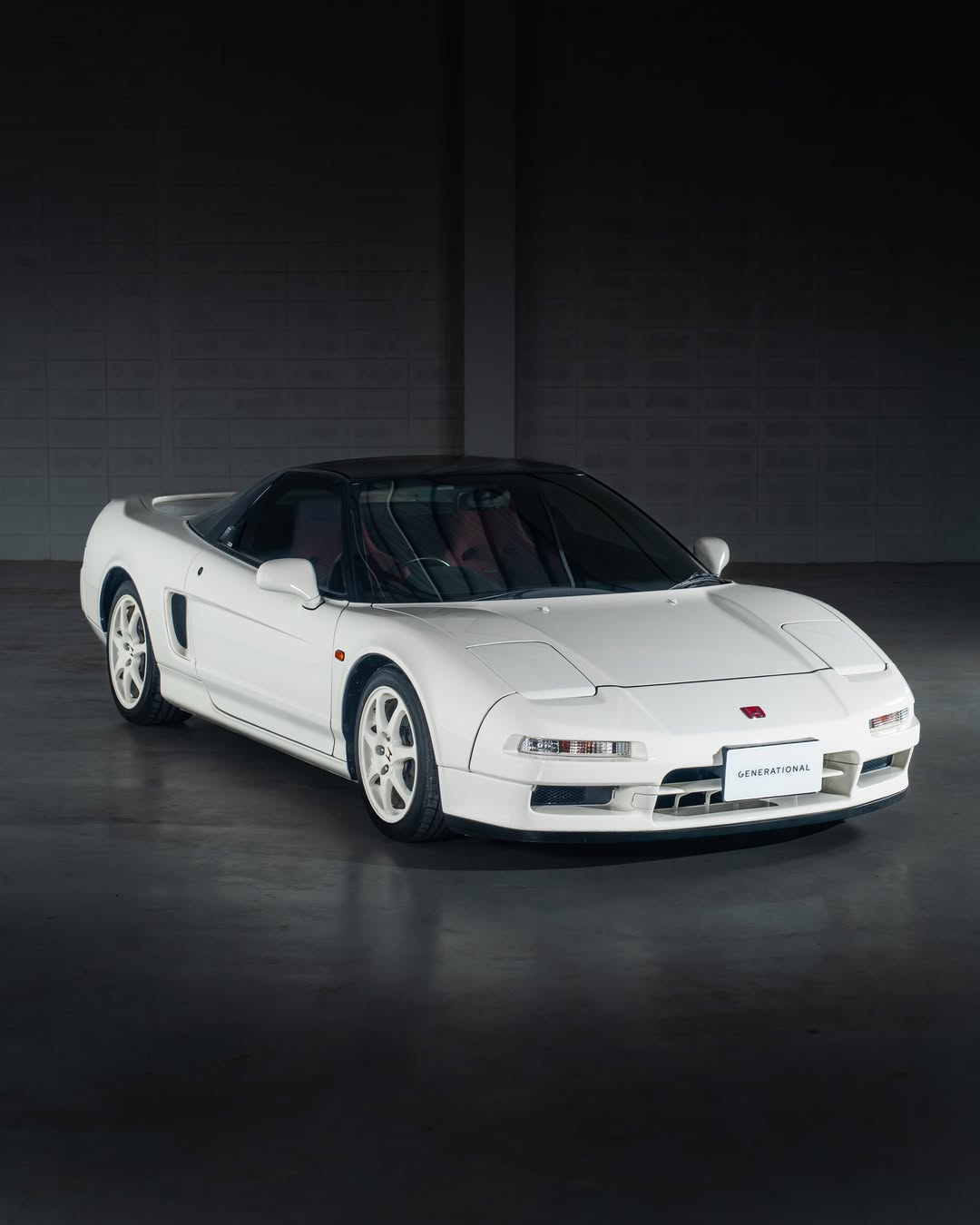 Honda NSX-R - view 2