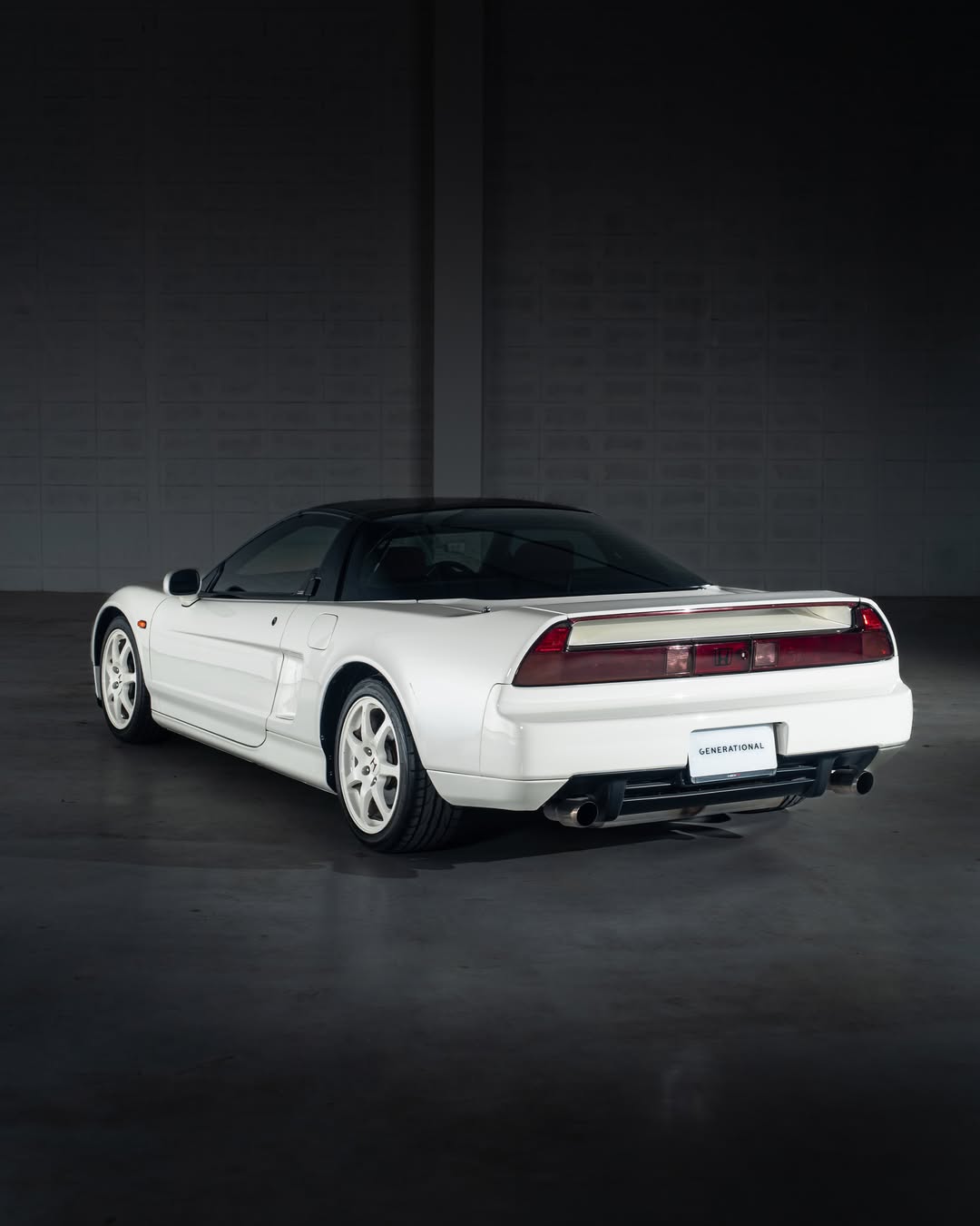 Honda NSX-R - view 3