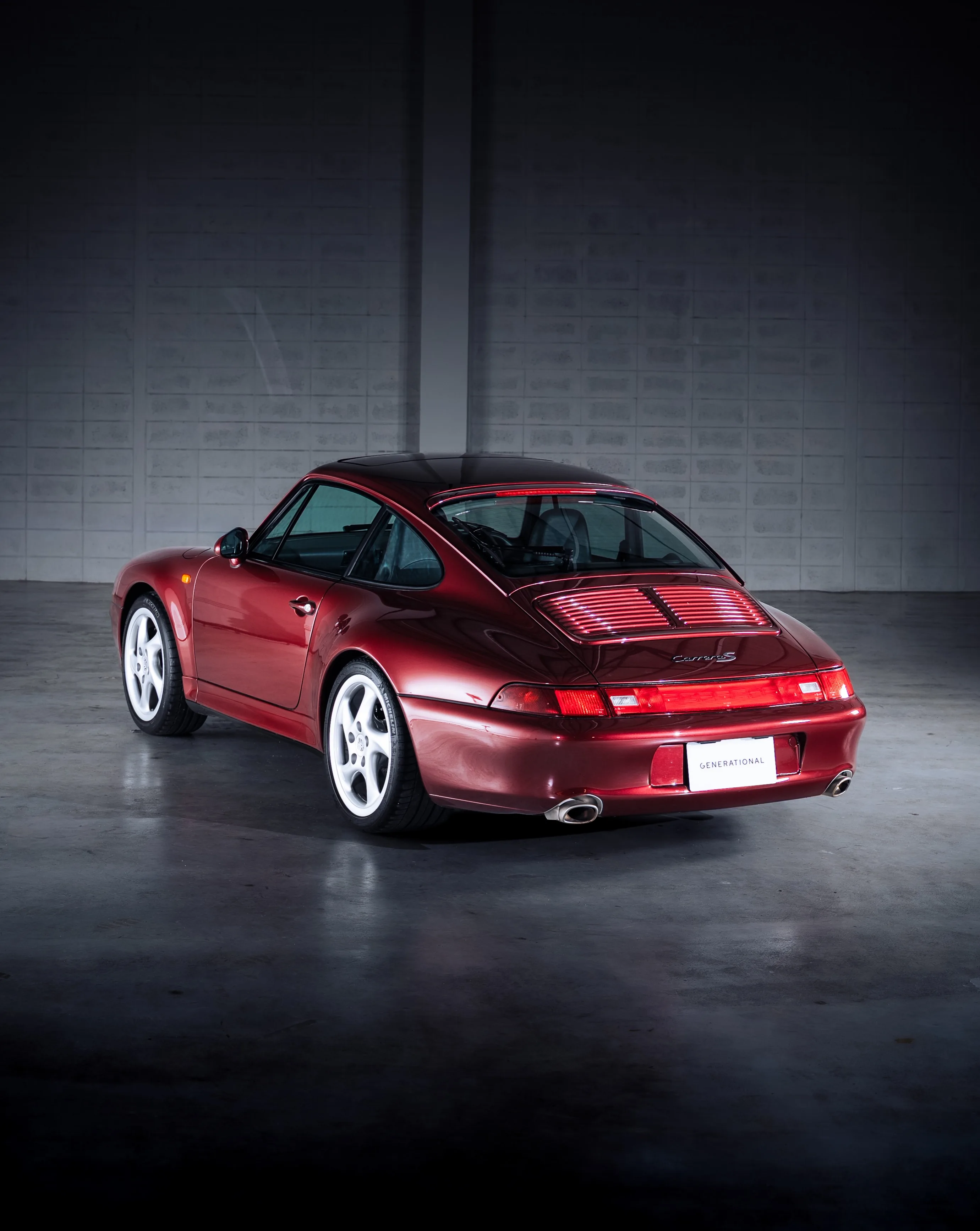 Porsche 911 Carrera S - view 3