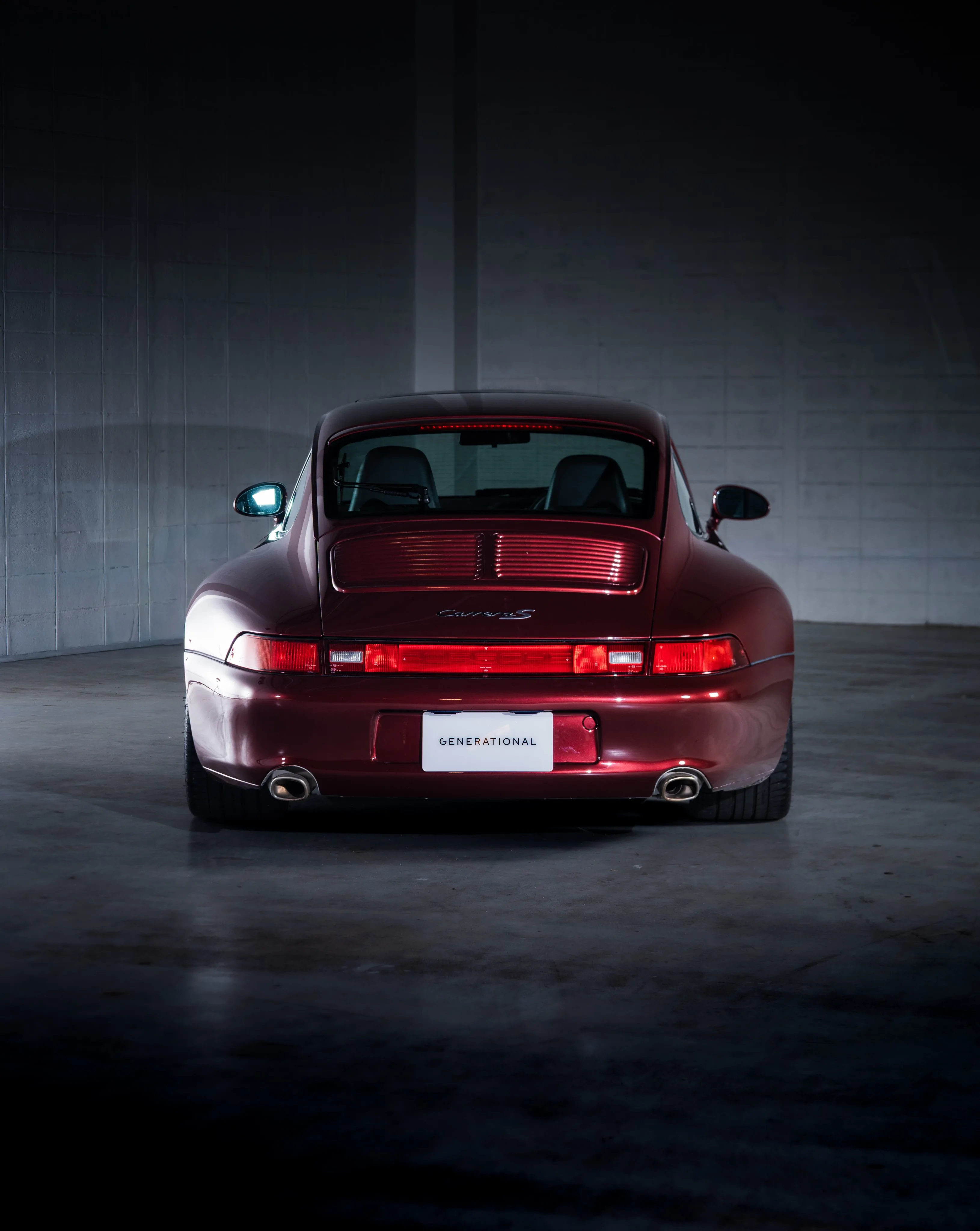 Porsche 911 Carrera S - view 4