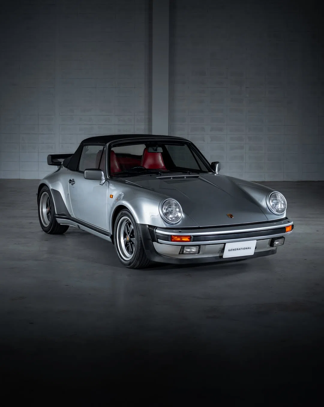 Porsche 911 SuperSport Cabriolet - view 2