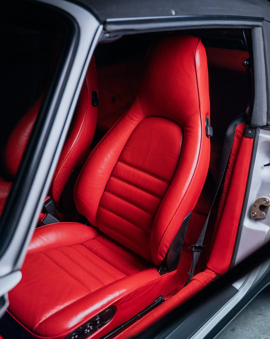 Porsche 911 SuperSport Cabriolet - view 8