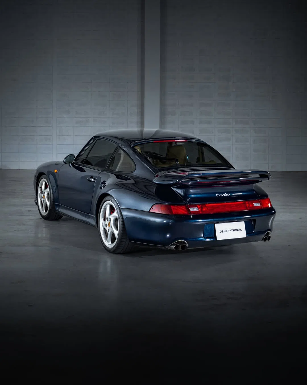 Porsche 911 Turbo - view 3